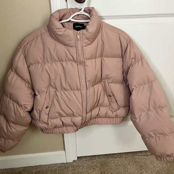 Boohoo Blush Color Puffer Jacket, Oversized, Zip Up Closure - Picture 2 of 3